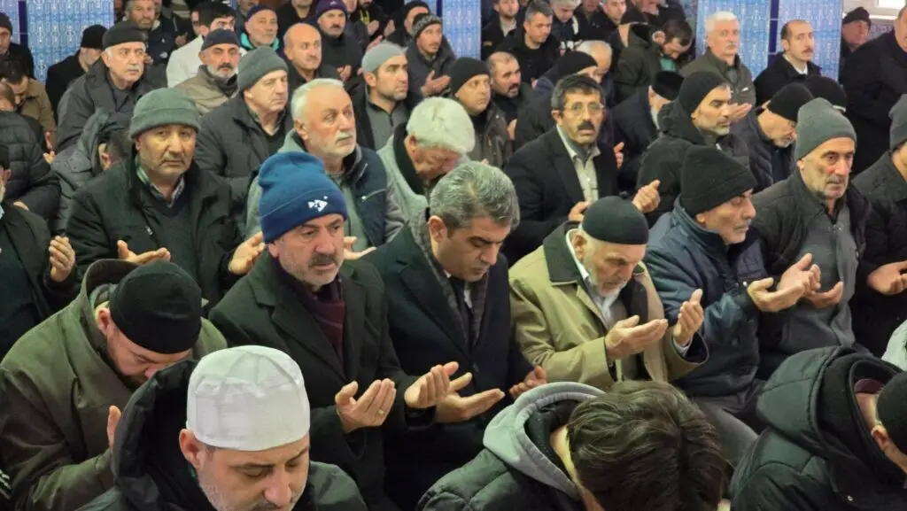 MADEN ŞEHİTLERİ DUALARLA ANILDI
