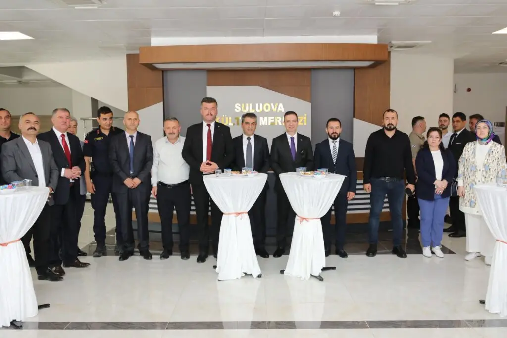 Bayramda Gönüller Bir Oldu
