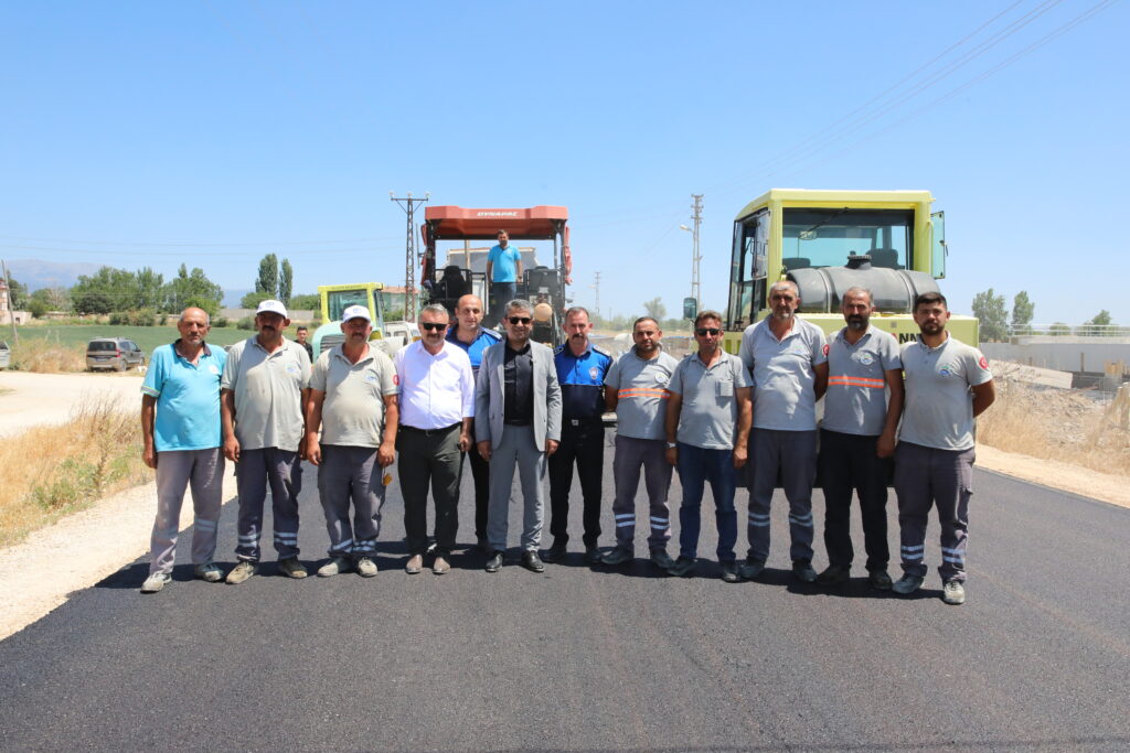 Yedikır Yolu Asfaltla Buluştu