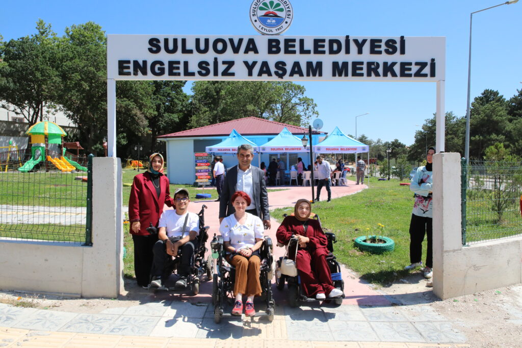 Engelsiz Yaşam Merkezi’nde Aşure Bereketi