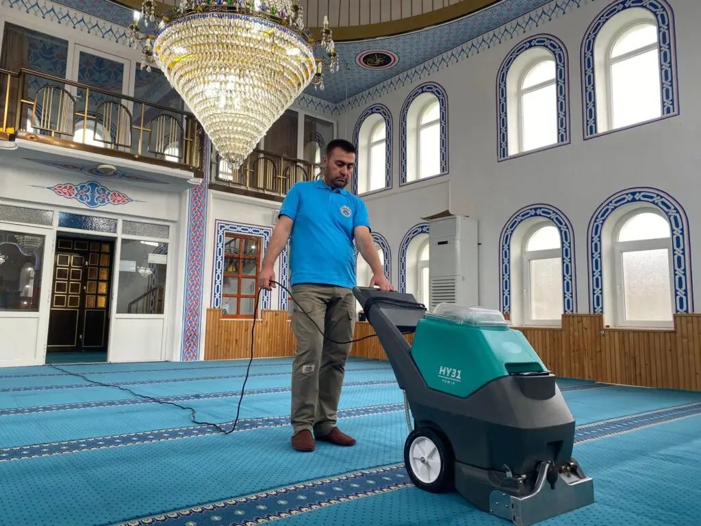 SULUOVA’DA CAMİLER TERTEMİZ