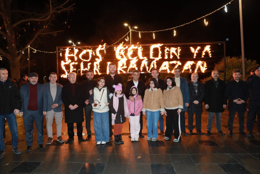 İLÇEMİZDE RAMAZAN MAHYASI YAKILDI